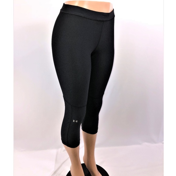 Under Armour Black Capri Heatgear Leggings - Picture 2 of 4